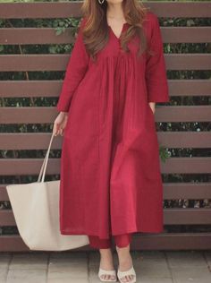 Indian Office Wear Women Salwar Kameez Cotton Dresses, Tunic Frock Designs, How To Style Red Kurti, Kurti For Inverted Triangle Body Shape, Kurtha Ideas Women, Nayanthara Kurti Designs, Cotton Churidar Stitching Ideas, Dress Indian Style Simple Kurti Latest, Simple Churidar Designs Casual