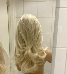 Light Blonde Hair, Hairstyles For Layered Hair, Blowout Hair, Blonde Hair Looks, Long Blonde, Long Blonde Hair, روتين العناية بالبشرة