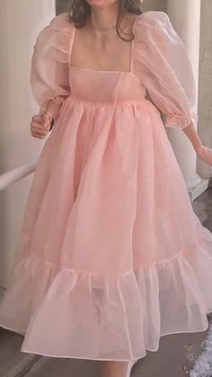 Fluffy Frocks For Women, Satin Frocks For Women, Girls Long Dresses, Velvet Dress Designs, Fashion Sketches Dresses, Modest Dresses Casual