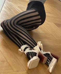 Funky Tights, Psychobilly, April 16, Be Ready, Mode Vintage, Bella Hadid, Last One, Fitness Inspo, Cute Shoes