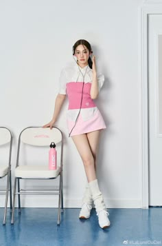 Friend Anime, First Girl, Pose Reference, Black Pink, Lookbook, Interview, Wardrobe