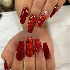 Nails Decoration Ideas, Red Nails Glitter, Nails Easy, Christmas Nails Acrylic, Instagram Christmas, Nail Designs Glitter, Nails Gel, Christmas Vibes, Prom Nails