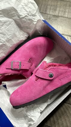 pink birkenstocks, Fuchsia Tulip pink #pink #birkenstock #comfystyle Burkin Stocks, Birkin Stocks, Pink Birkenstocks Outfits, Pink Birkenstocks, Women's Spurs, Shoes Sneakers Nike