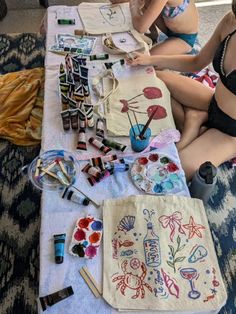 Brunch Craft Ideas, Painting Dates With Friends, Cute Ideas To Do With Friends, Group Painting Activity, Art Stuff To Do With Friends, Art Projects With Friends, Cute Ideas With Friends, Craft Hobby Ideas, Cute Crafts With Friends