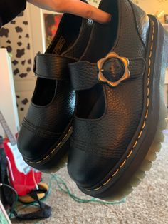 Doc Martens Loafers, Grunge Goth, Dr Shoes, Funky Shoes, Shoe Inspo, Aesthetic Shoes, Swag Shoes, Swaggy Outfits, Pretty Shoes