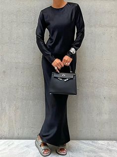 Casual Loose Long Sleeves Solid Color Round-Neck Maxi Dresses Draping Dress, Sleeves Details, Satin Fashion, Hip Skirt, High Waist Dress, High Waist Fashion, Dresses Elegant, Satin Maxi, Satin Maxi Dress