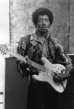 The Jimi Hendrix Experience, Jimmy Hendrix, Jimi Hendrix Experience, Guitar Players, Rock Stars, Hendrix, Classic Rock, Rock Roll