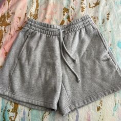 Gray Aritzia Boyfriend Shorts Sweat Shorts Size Xs Never Worn Trendy Athletic Shorts With Pockets, Fame Clothes, Aritzia Tna, Boyfriend Shorts, Sweat Shorts, Womens Shorts, Grey, Women Shopping, Clothes