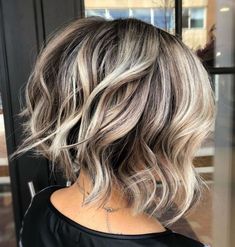 Medium Bob Haircut, Wavy Bob Hairstyles, Medium Bob Hairstyles, Choppy Bob, Choppy Bob Hairstyles, Bob Hairstyles For Fine Hair, Wavy Bobs, Blonde Bobs, Short Bob Hairstyles