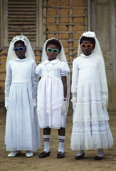 Three Girls, Foto Art, People Of The World, White Dresses, Inspiration Board, First Communion, People Around The World, Blog Photo