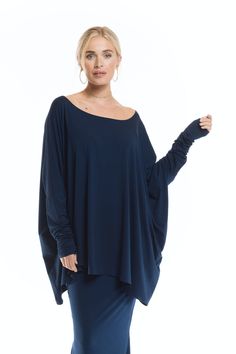 Get ready to lounge in style with our latest must-have addition - the soft soothing oversized baggy box top. Made from the most luxurious super soft bamboo material, this top is perfect for dressing up or down. The flattering design is great for all shapes and sizes, and it pairs perfectly with our leggings, soul pants, and palazzo pants. Its versatile design and incredible comfort make it a wardrobe essential that you won't want to take off. Upgrade your loungewear game with this incredible and flattering design and experience sustainable fashion at its finest. Shop now for the ultimate blend of comfort, style, and sustainability. Slouchy Tops For Loungewear, Blue Oversized Tops For Lounging, Baggy Tops, Box Tops, Box Top, Palazzo Pants, Yoga Wear, Sustainable Fashion, Wardrobe Essentials