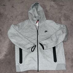 New With Retail Store Tag Nike Tech Fleece Hoodie, Tech Jacket, Tech Fleece Hoodie, Tech Hoodie, Nike Fleece, Nike Zip Up, Nike Sweatshirt, Nikes Girl, Nike Tech Fleece