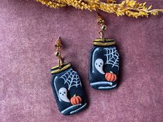 Halloween Earrings Each Miapoye earring is carefully hand-shaped from polymer clay, so each one is unique. It brings together elegance and colorful details while expressing your own style. Thanks to its lightweight structure, you can wear it comfortably all day long. It can be used in a wide range of situations, from daily wear to special events. Please note that since each earring is handmade, colors and patterns may vary slightly. This highlights the uniqueness of each piece. Material: Gold Pl Handmade Halloween Earrings Gift, Handmade Witchy Earrings For Gift, Whimsical Handmade Earrings For Halloween, Whimsical Handmade Halloween Earrings, Spooky Handmade Earrings For Halloween, Dangle Earrings As Halloween Gift, Dangle Earrings For Halloween Gift, Handmade Witchy Earrings For Halloween, Spooky Handmade Halloween Earrings