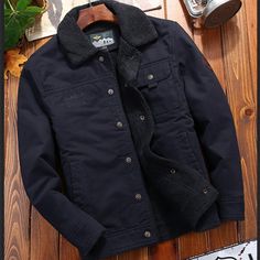 Antonios Lorenzo Cotton Jacket sind aus 100% Baumwolle, ideal für Komfort und Premium-Look zu erreichen. Es kommt in einer Vielzahl von feinen Farben zusammen mit Größen, so dass Sie sie mit jeder Art von Stil, ob lässig oder elegant passen können. Diese Herren-Baumwolljacke ist in den folgenden Varianten erhältlich: Grün, Khaki, Schwarz-Blau
 


Vorteile:Komfort & Atmungsaktiv

Stil: Lässig / Elegant

Geschlecht:Männer
Saison: Alle Jahreszeiten

Material: Baumwolle


Muster Typ: Einfarbig Denim Winter Jacket, Casual Winter Jacket, Parka Men, Denim Jacket Winter, Men's Windbreaker, Velvet Clothes, Trendy Jackets, Mens Parka, Casual Outerwear