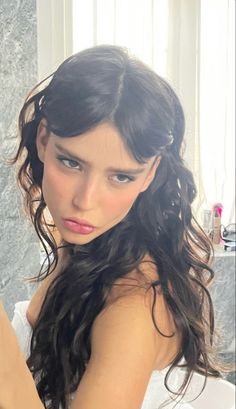 Vintage Curls, Dream Hair, Pretty Hairstyles, Fall Hair, Maquillaje De Ojos