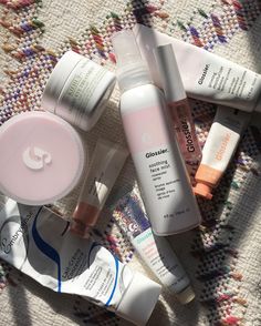 Glossier Aesthetic, Skincare Obsession, Skincare Collection, Pretty Skin, Happy Skin, Skin Food, Beauty Favorites, Contact Lenses, Skin Care Products