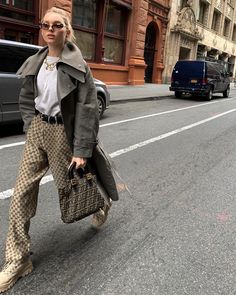 Biker Jacket Street Style, Elsa Hosk Street Style, Celebrity Winter Style, Celebrity Summer Style, Elsa Hosk Style, Hailey Rhode Baldwin, Celebrity Style Dresses, Celebrity Style Inspiration, Romee Strijd