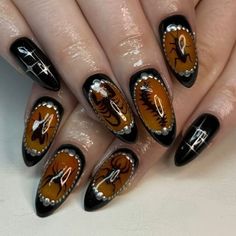 Bug Nails Art, Insect Nail Art, Moth Nails, Beetle Nails, Bug Nail Art, Insect Nails, Bug Nails, Holloween Nails