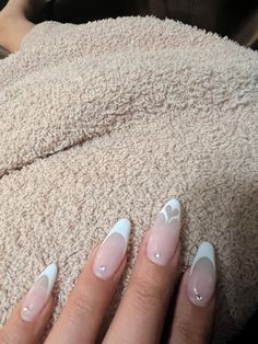 Almond Nails Designs Homecoming, French Tip Designs Acrylic Almond, Almond Nails Rinstone, White French Tip Nails Almond Design, Rhinestone Almond Acrylic Nails, Nails Acrylic Simple Almond, Nail Inspo Trendy Almond, Almond With Design, Almond French Nails Design