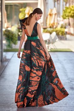 Floral shoulder patterned dress – HerTrove Marchesa Couture, Printed Organza, Black Fr, Midi Dress Style, Organza Dress, Long Midi Dress, Patterned Dress, Maxi Gowns, Silver Dress