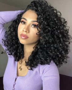 Curly Video, Naturally Curly Hairstyles, Soul Glow, Perm Hair, Curly Girl Method, Pinterest Hair, Juicy Lips, Defined Curls