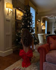 Classy Christmas, St Moritz, Christmas Photoshoot, Santa Baby, High Society, Winter Aesthetic