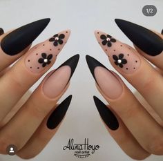 Do It Yourself Nails, Pointy Nails, Stiletto Nail Art, Black Acrylic Nails, Black Nail Art, Black Nail Designs, Black Nail, Fabulous Nails