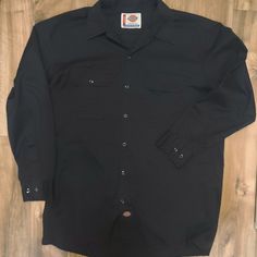 65% Polyester 35% Cotton Long Sleeve Nwot Black Tops With Buttons And Casual Collar, Black Shirt With Button Closure And Casual Collar, Black Shirt With Pockets And Spread Collar, Black Tops With Pockets And Casual Collar, Black Button-up Shirt For Streetwear, Black Shirt With Button Closure For Streetwear, Black Button Closure Shirt For Streetwear, Black Relaxed Fit Shirt With Buttons, Black Cotton Button-up Shirt