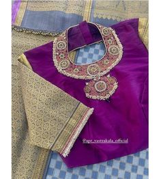 Close Neck Aari Work Blouse, Jewellery Maggam Work Designs, New Maggam Work Blouse Designs 2023, Closed Neck Blouse Designs, Close Neck Blouse Designs, Blouse Ideas, Best Blouse Designs, Traditional Blouse Designs