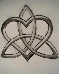 a tattoo design that looks like an intertwined heart