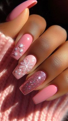 Red Christmas Nails Glitter, Pink Christmas Nail Designs, Christmas Nail Trends, Pink Christmas Nail, Sparkly Christmas Nails, Pink Christmas Nails, Butterfly Nail Designs, Nails Home, Easter Nail Designs