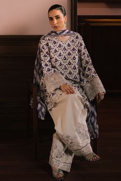 Fashion: #fashion, #style, #outfitinspiration, #beauty Silk Shirt Designs Pakistani, Shalwar Kameez Designs, Kameez Designs, Embroidered Suit, Pakistani Wedding Outfits, Iranian Women Fashion, Girly Style