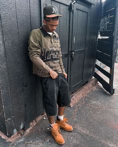 Timberland Outfit, Streetwear Fashion Baggy, Fashion Baggy, Fit Pics, Streetwear Inspo, Black Men Fashion Swag, Black Men Street Fashion, Men Street Fashion