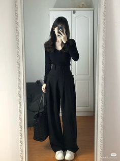 Korean Outfits, Casual Style Outfits, Style Outfits, Black Outfit, Simple Outfits