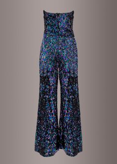 Mardi Gras Party Outfit College, Galaxy Party Outfit, Queer Formal, Casino Theme Party Outfit, Eurovision Outfit, Glitter Pants Outfit, Sequin Jumpsuit Outfit, Disco Outfit Ideas, Glittery Jumpsuit