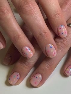 Chic Nail Art, Beige Nails, Classic Nails, Dots Nails, Round Nails