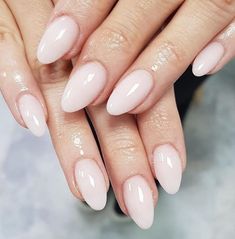 Oval Nails French, Pink Oval Nails, Light Pink Nail Designs, Biab Nails, Fresh Nail, January Nails, Light Pink Nails, Pink Manicure, Jelly Nails