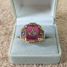 Masonic 10k Yellow Gold Ring. Vintage. Ruby Red Masonic Stone. Size 10. (Box Not Included) Antique Red 14k Gold Signet Ring, Antique Red Signet Ring In 14k Gold, Heirloom Red Gold Signet Ring, Classic Red Signet Ring Stamped 14k, Classic Red 14k Gold Signet Ring, Classic 14k Gold Red Signet Ring, 14k Gold Signet Ring With Maker's Mark As Gift, 14k Gold Engraved Ring With Maker's Mark As Gift, Red 14k Gold Signet Ring