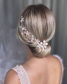 Amazing Wedding Hairstyles For Thin Hair That You Will Love Elegance Hair, Diy Wedding Hair, Simple Wedding Hairstyles, Wedding Hairstyles For Long Hair, Hair Vine, Elegant Hairstyles, Bride Hairstyles, Perfect Hair