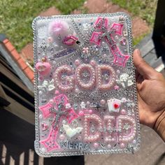 Heyy, please contact me if you have any questions or concerns. Junk Ipad Case, Ipad Case Decoration, Ipad Cases Aesthetic, Bling Phone Cases Diy, Coquette Things, Junk Case, Jobs Ideas, Gifts For Best Friends, Cute Ipad Cases