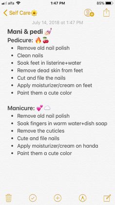 Manicure and pedicure for spa night at home Diy at home, spa night Girls sleepover 🍒🔥💕☁️👅 Diy Home Manicure, Diy At Home Pedicure, Pedicure And Manicure At Home, Pedicure Tips And Tricks, Diy At Home Spa Day, Spa Days At Home, At Home Manicure Diy, Spa Pedicure Ideas, Pedicure And Manicure Ideas