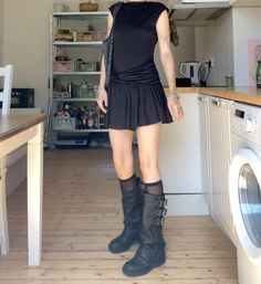 Brat Inspired Outfits, Brat Summer Outfit, Long Black Socks, Berlin Outfit, Fashion Style Summer, Style Summer, Aesthetic Outfits, Summer Outfit, Aesthetic Clothes