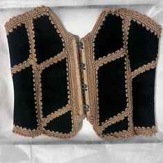 Only Worn Twice. Comes With Original Packaging Crochet Corset Back, Bone Corset Crochet, Crochet Bone Corset Pattern, Crochet Under Bust Corset, Crochet Corset Belt, Creative Tops, Leather Crochet, Crochet Corset, Capsule Style