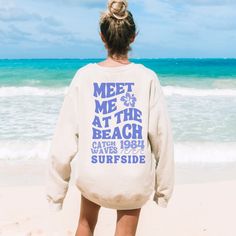 Meet me at the beach in our retro coconut girl sweatshirt. It is a trendy oversized crewneck sweatshirt and is sure to be a favorite. It's comfortable, warm, and soft. This beachy aesthetic sweatshirt has a minimalist look that goes with almost everything, whether you are just lounging around at home or out and about, get in that beach state of mind. ♥ Our unisex heavy blend crewneck sweatshirt is pure comfort. These garments are made from polyester and cotton. This combination helps designs com Vsco Graphic Print Sweatshirt For Beach Season, Vsco Style Graphic Print Relaxed Fit Sweatshirt, Oversized Crew Sweatshirt For Summer, Vsco Style Sweatshirt With Letter Print For Vacation, Beach Season Streetwear Sweatshirt Crew Neck, Vsco Letter Print Sweatshirt For Beach, Oversized Graphic Print Sweatshirt For Beach Season, Cotton Sweatshirt With Letter Print, Relaxed Fit Sweatshirt For Beach Season Streetwear