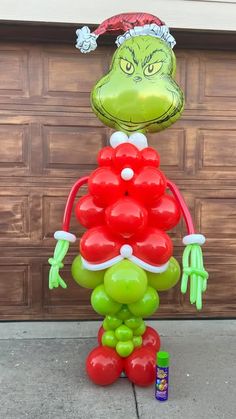 a balloon sculpture made to look like the grin