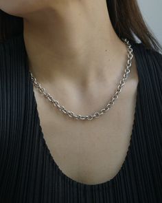 Sterling silver Approx. 18" long Made in Italy Elegant Sterling Silver Chunky Chain Necklace, Formal Sterling Silver Clavicle Chain Necklace, Modern White Gold Chain Necklace With Sterling Silver Clasp, Timeless Sterling Silver Necklace With Silver Chain, Luxury Silver Clavicle Chain Necklace, Classic White Gold Chunky Chain Jewelry, Classic White Gold Jewelry With Chunky Chain, Classic Long White Gold Necklace, Silver Oval Cable Chain Jewelry