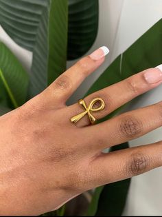 Ankh Ring, Breath Of Life, Dope Jewelry Accessories, Symbol Of Life, Life Ring, Earthy Jewelry, Indie Jewelry, Egyptian Jewelry, Jewelry Accessories Ideas