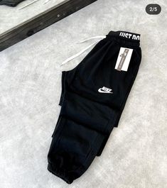 Christmas Post, Who Knows, Neymar, Cool Outfits, Nike, Iphone, Closet, Clothes