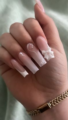 Casual Nails Acrylic Winter, White Set Nails, Classy White Nails, Insta Baddie Nails Acrylic, Baddie Nail Designs, Henna Nails, Long Acrylic Nail Designs