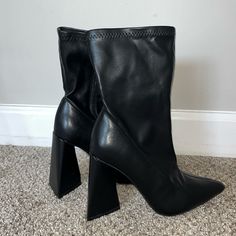 Forever 21 Ankle Boots. Sz 7 Wide. Nwt. Please Note: All Items Are Carefully Reviewed To Ensure The Best Quality. Vintage Items May Have Some Minor Flaws. Please Review All Photos And Feel Free Ask Questions. Thanks For Stopping By! Trendy Fall Heels For Night Out, Trendy Heeled Boots For Night Out, Medium Width, Trendy Faux Leather Heels For Fall, Trendy Medium Width Heeled Boots For Night Out, Trendy Ankle-high Faux Leather Heeled Boots, Trendy Faux Leather Heeled Boots For Spring, Trendy Ankle-high Boots, Trendy Ankle-high Heels For Fall, Trendy Medium Width Ankle Boot Heels